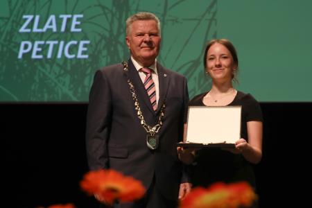 ZLATE PETICE 85 FOTO LJUBO VUKELIČ